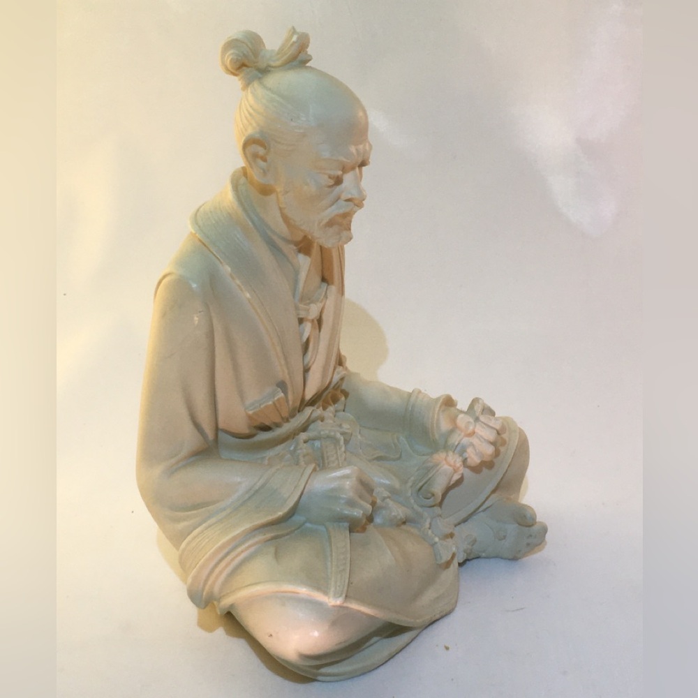 A Giannelli Asian Man Figurine Sculpture - Picture 4 of 5